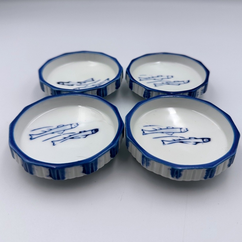 Set of 4 Japanese Ceramic Sauce Bowls Blue White Fish Motif Octogonal Stackable